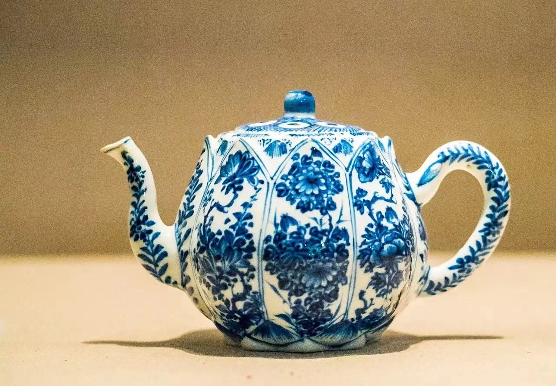 【 中国外销瓷 】--- " 瓷器是中国文化的优秀代表,中国古瓷曾经征服