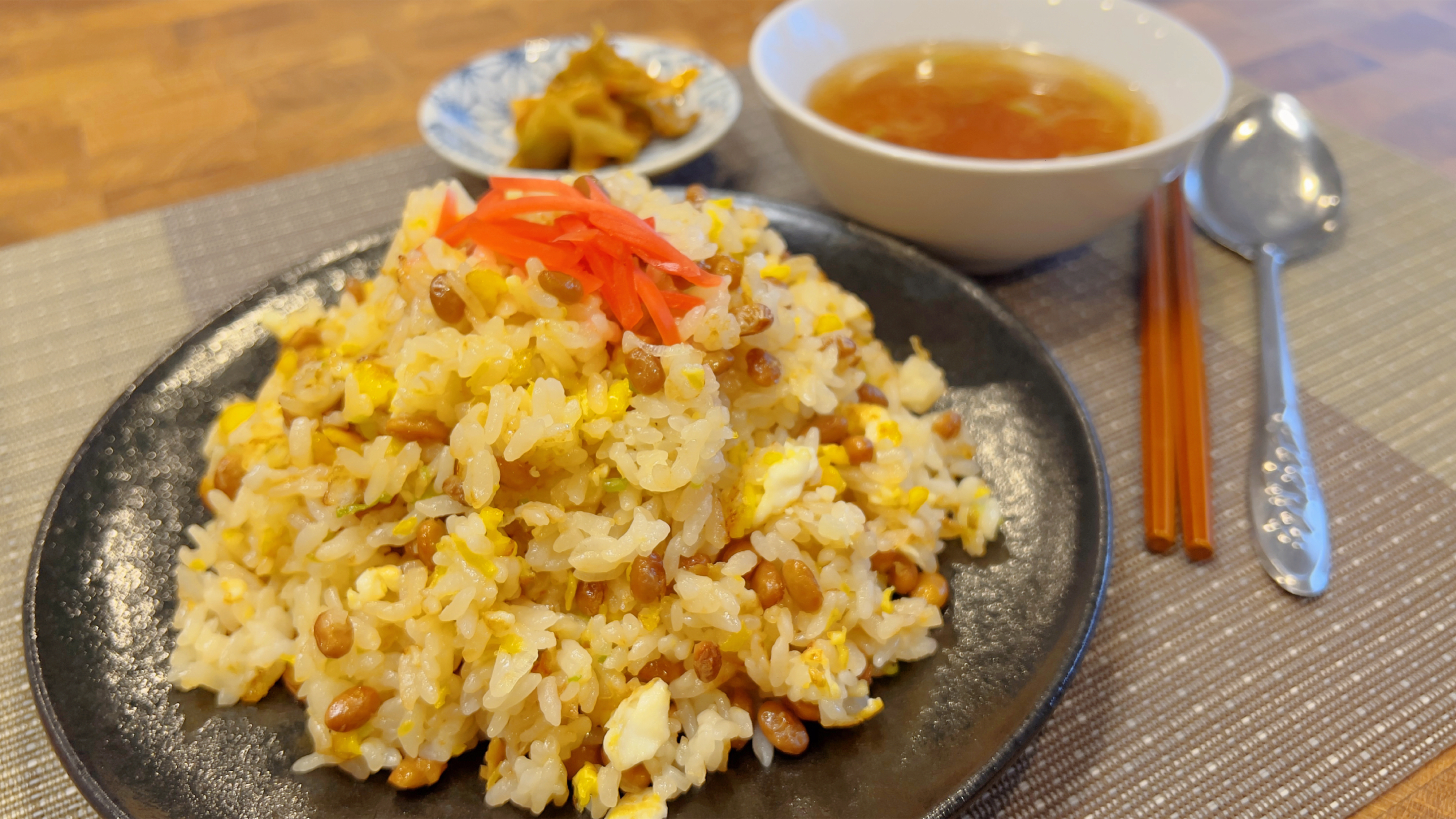 如果你也喜欢纳豆,那一定别错过纳豆炒饭