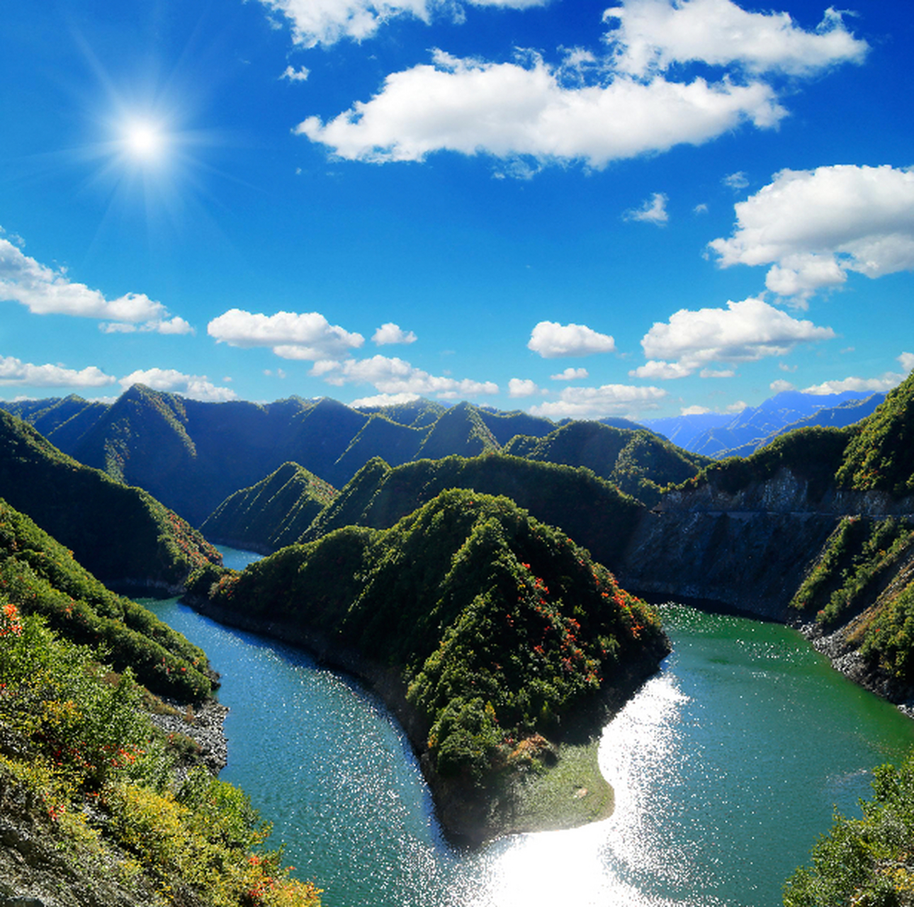 夏日生活创作季# 02赤日炎炎,乱蝉嘶叫,一年中最热的大暑时节,行走