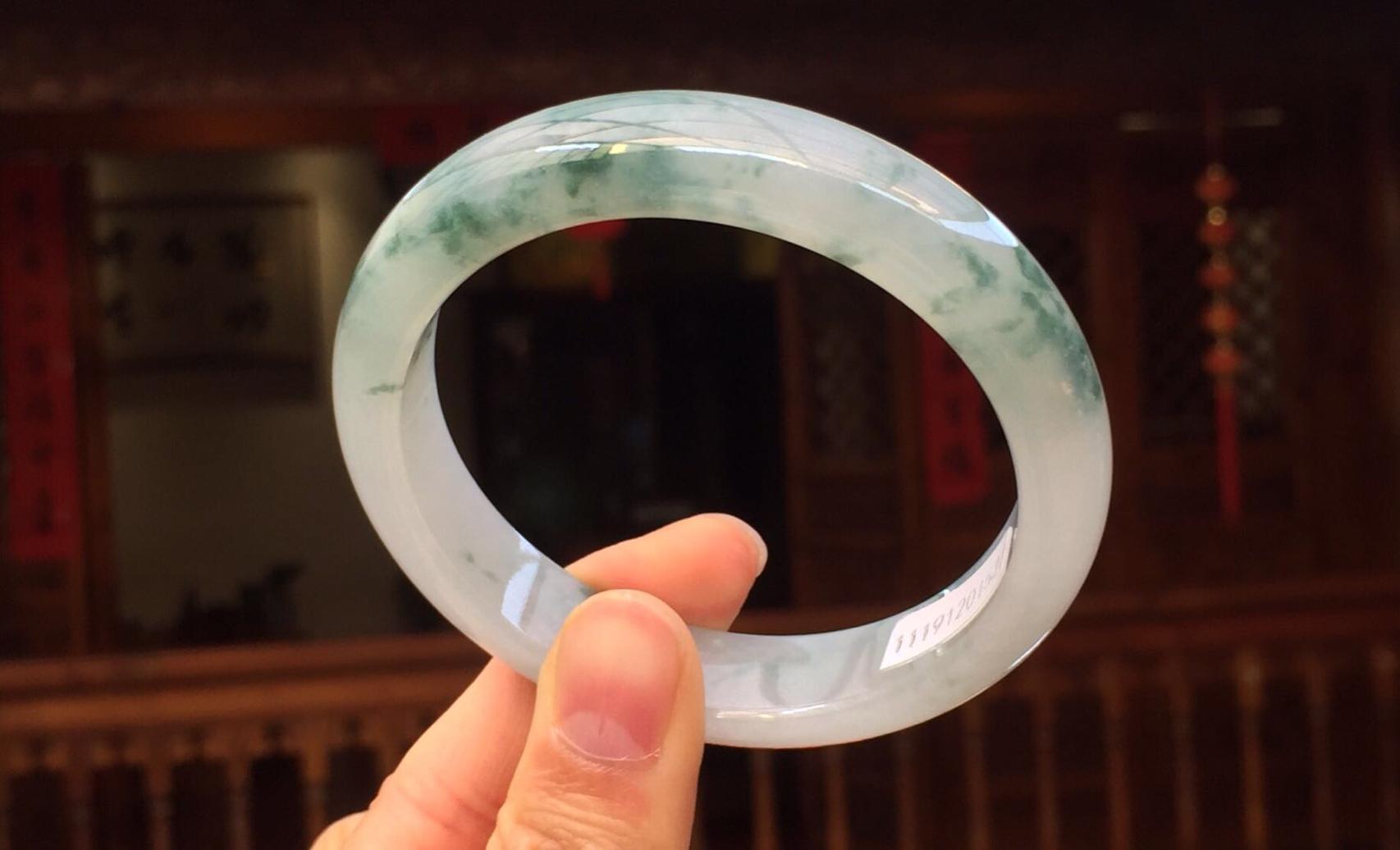 冰糯种飘花翡翠手镯