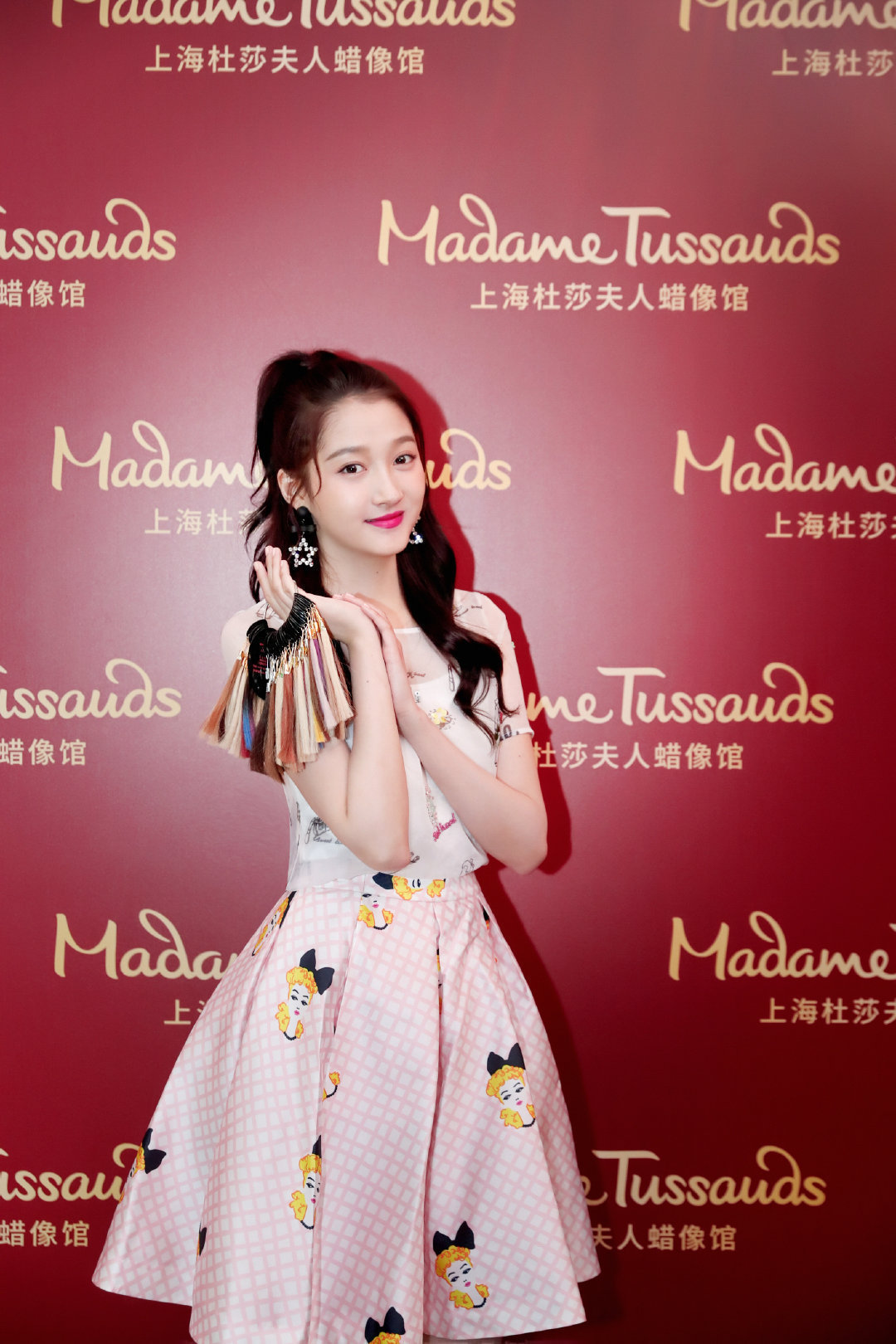 中国最年轻女艺人关晓彤,入驻上海杜莎夫人蜡像馆