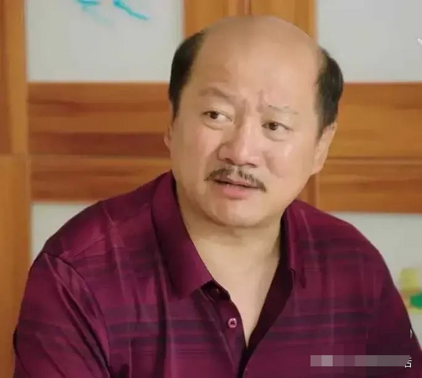 谢广坤800万豪车被女学生骑车刮蹭,维修费要几十万,怒斥赔不起!