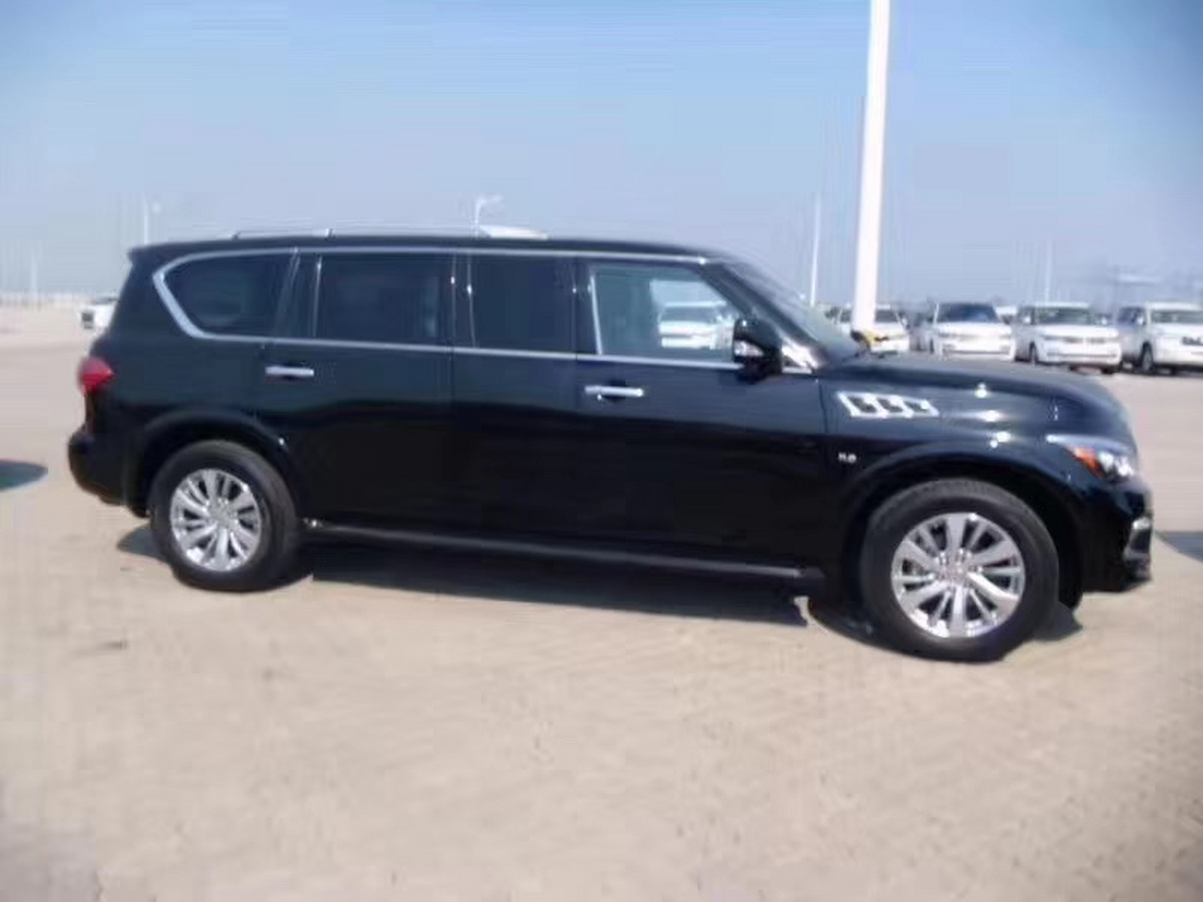 老款英菲尼迪qx56加长5.98米欣赏一下