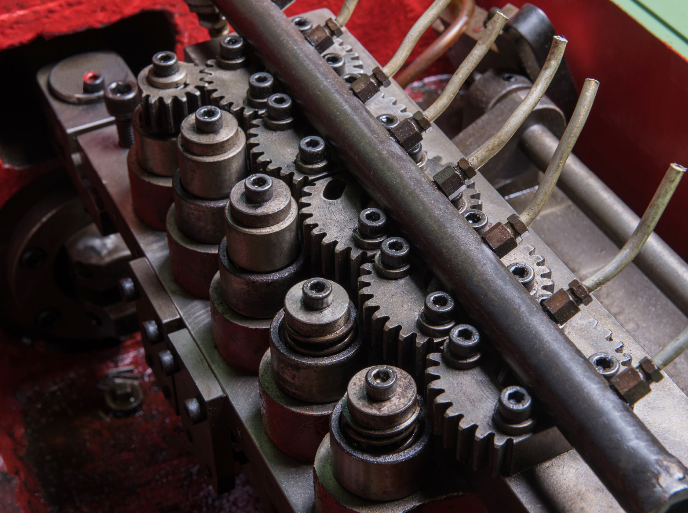 紧固件冷镦是怎么回事?