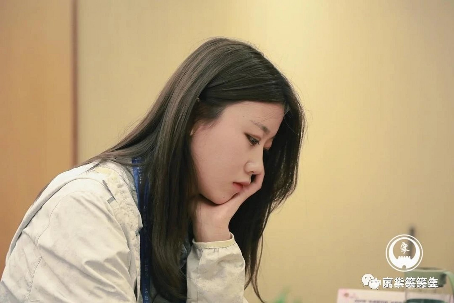 河北的象棋大师李紫鑫,颜值气质如何?