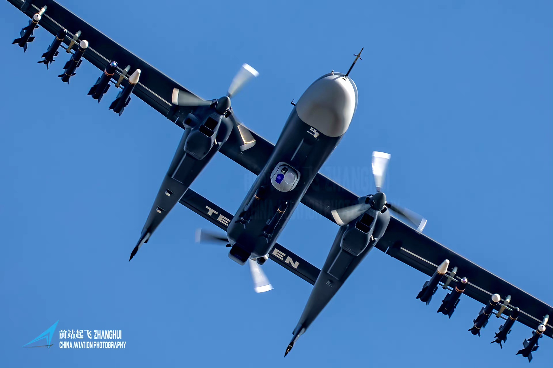 tb-001无人机环台岛飞行,90 没拍到照片,等御用发图[三哈]  图源见