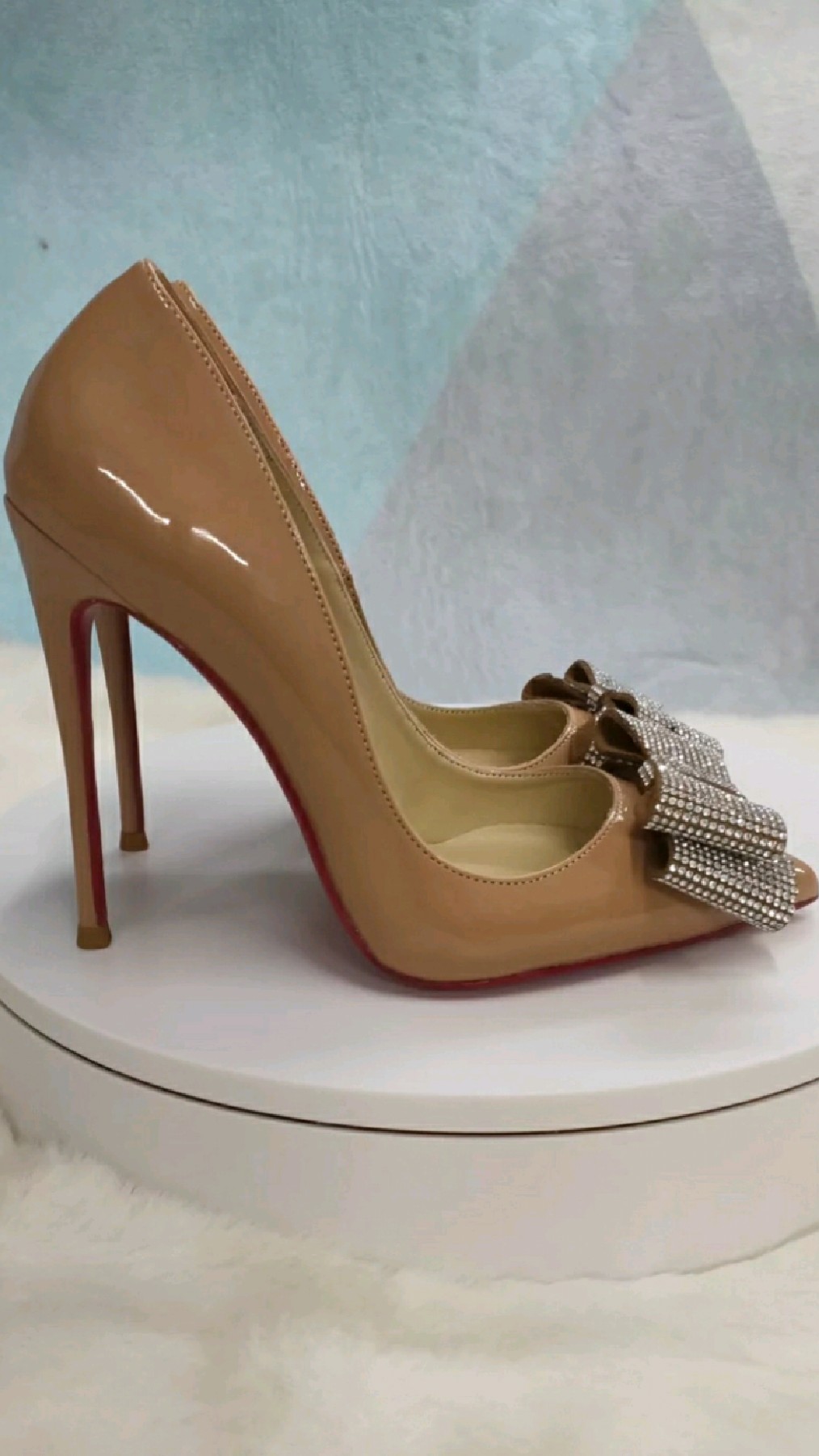 各种款式的12cm红底高跟鞋