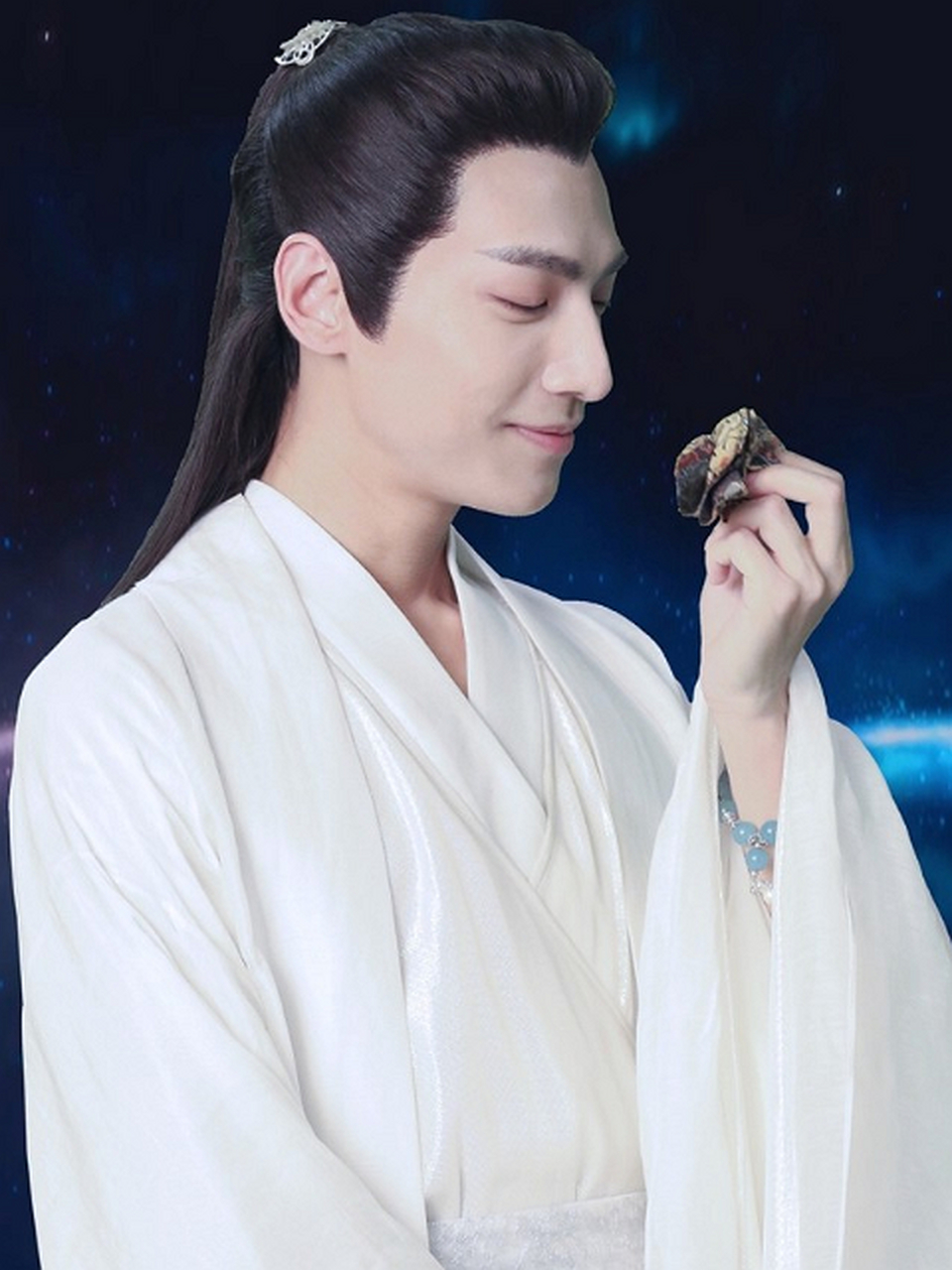 《香蜜沉沉烬如霜》中,你喜欢旭凤还是润玉 《香蜜沉沉烬如霜》是近