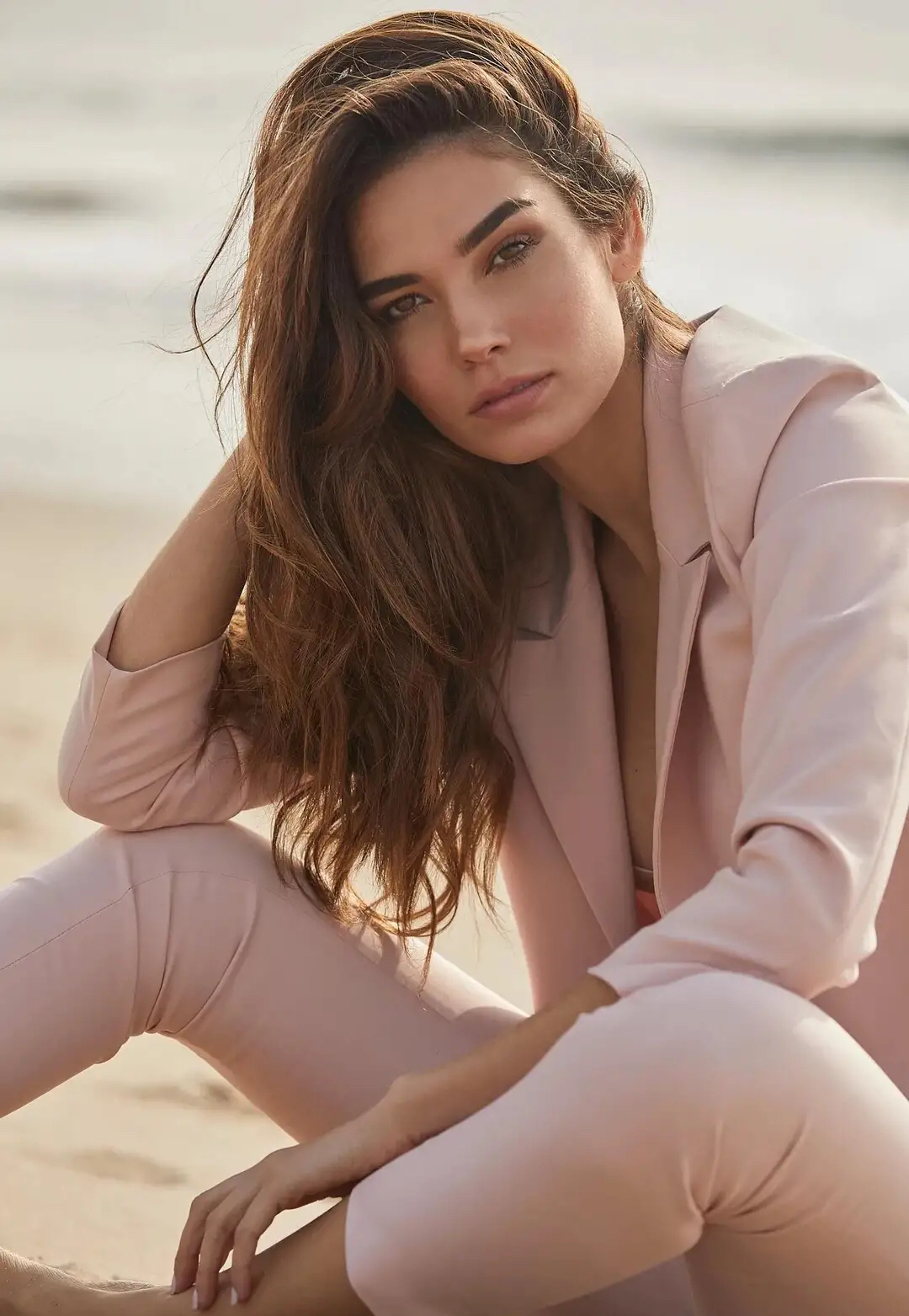 超模rachellvallori海边大秀迷人身材