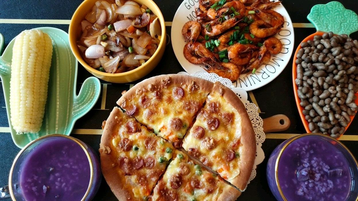 布丁365天早餐不重样,周末做个香肠披萨,家有烤箱美食轻松搞定