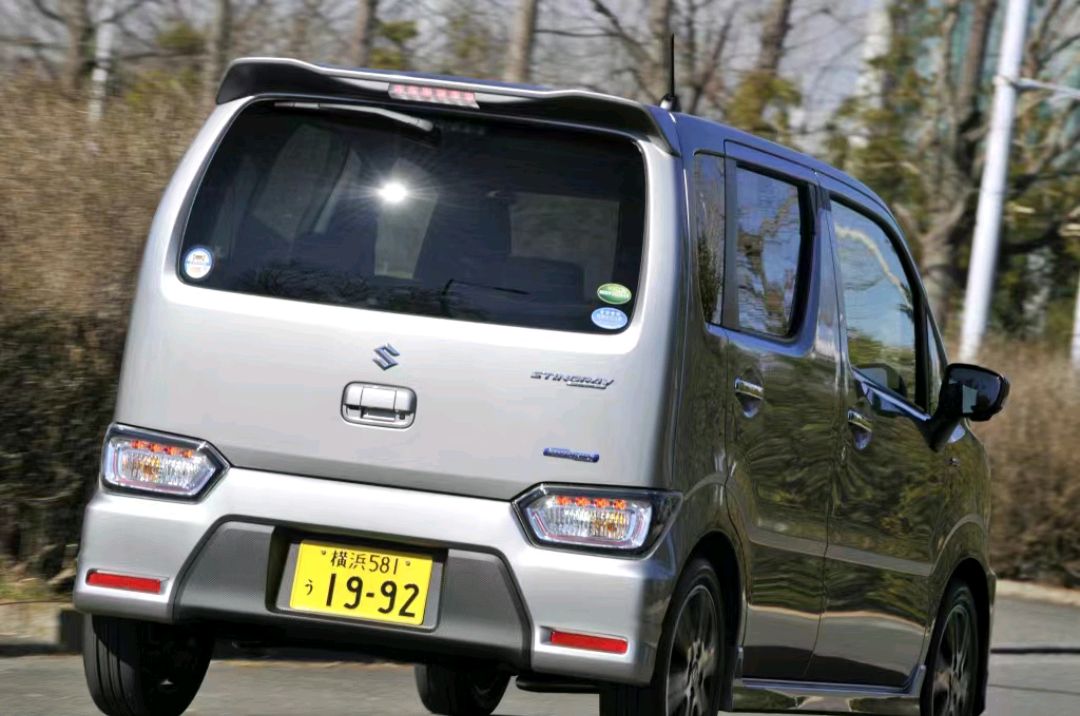 2023铃木北斗星,竞争力强大,油耗不足5升,新外观硬朗又霸气