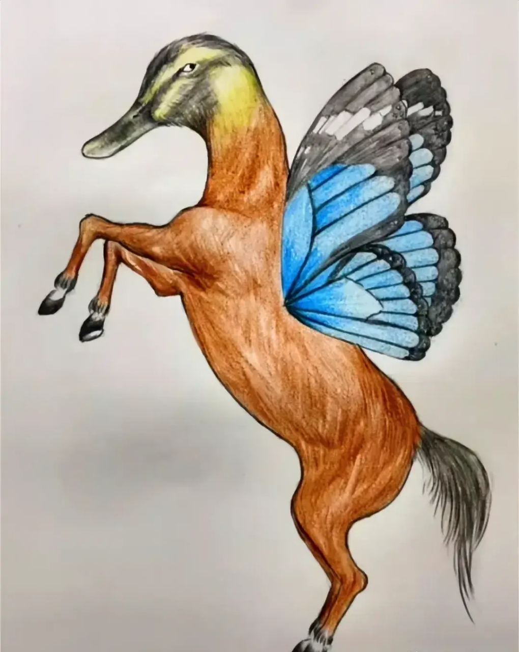看图猜成语: 图中一个鸭嘴马身蝴蝶翅膀的生物, 这是什么成语呢?