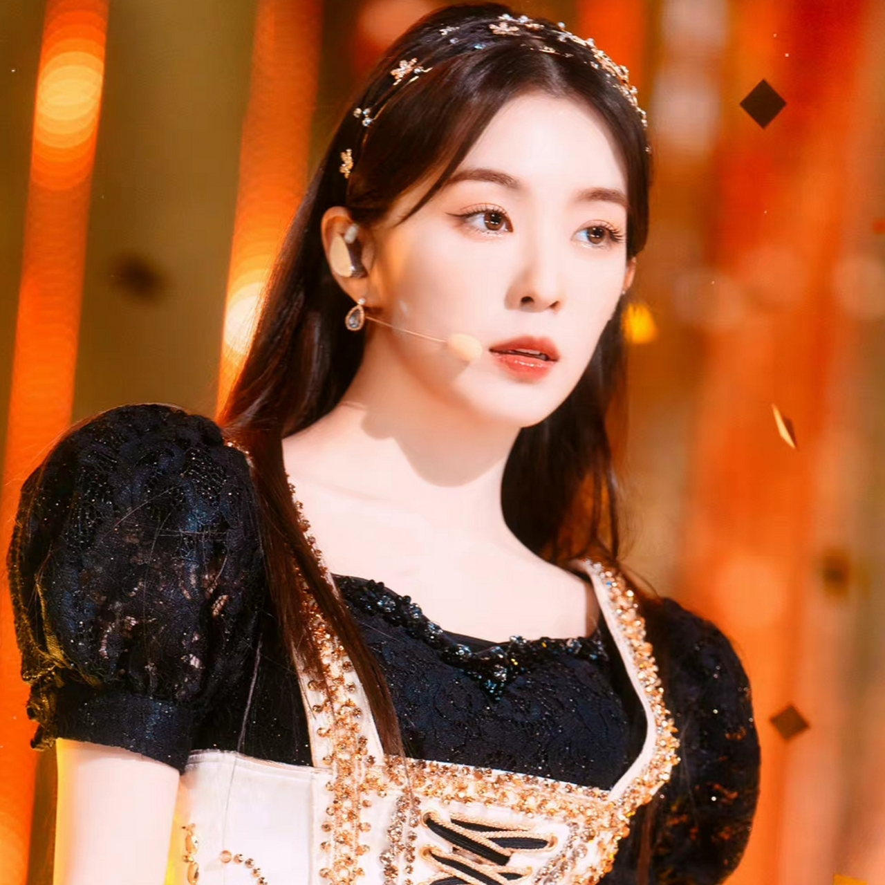 裴珠泫#明星出圈的穿搭# #娱乐八卦一起聊# #综艺咖明星