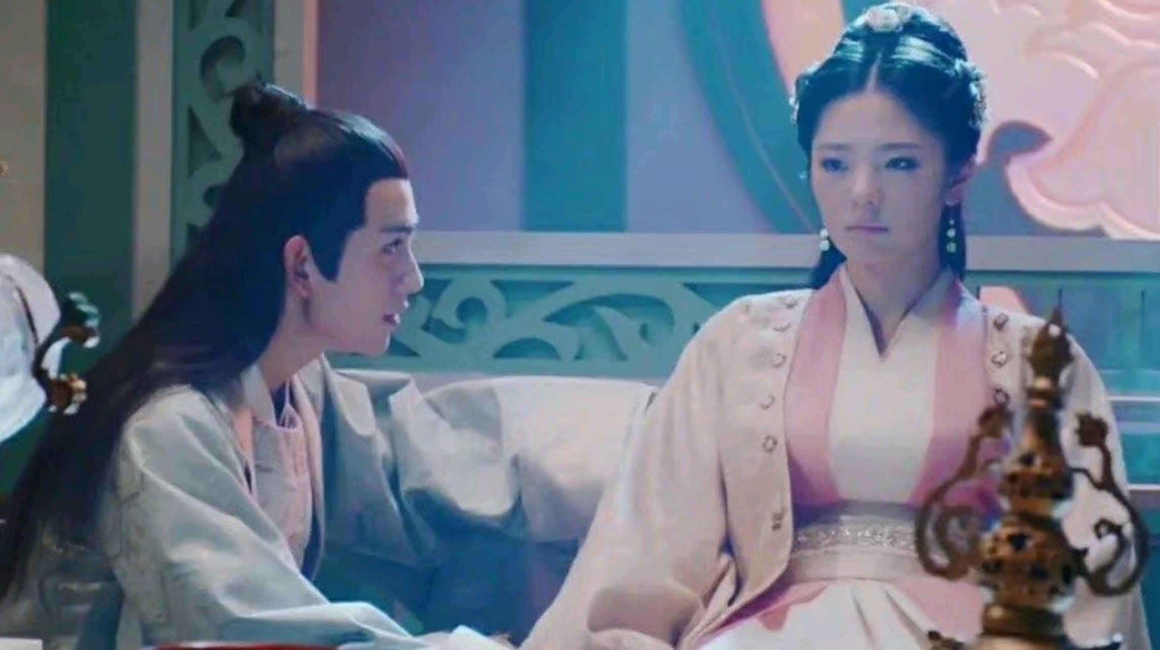 《陈情令》里面的那个叫秦愫的姑娘,在陈情女团中属于最惨的一个,没有