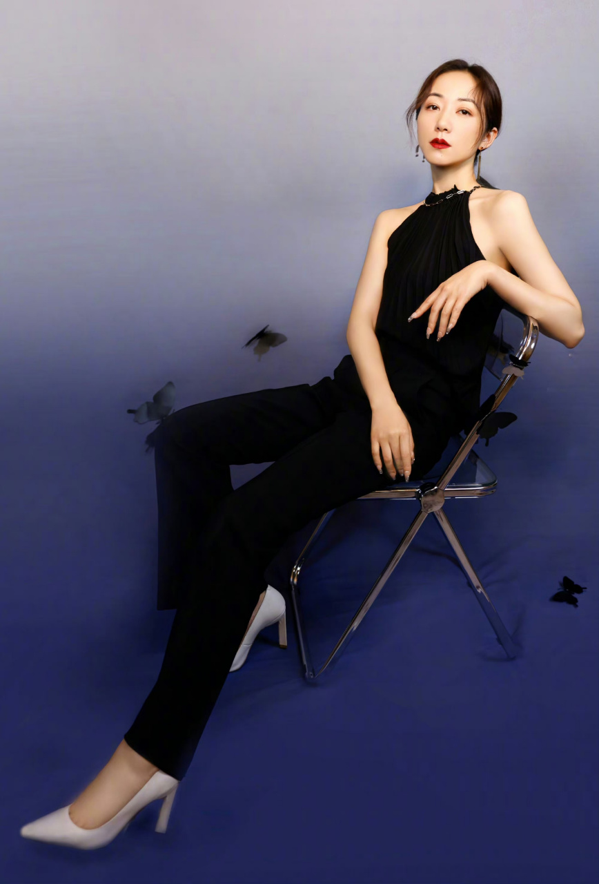 韩雪  高跟凉鞋  大长腿笔直纤细