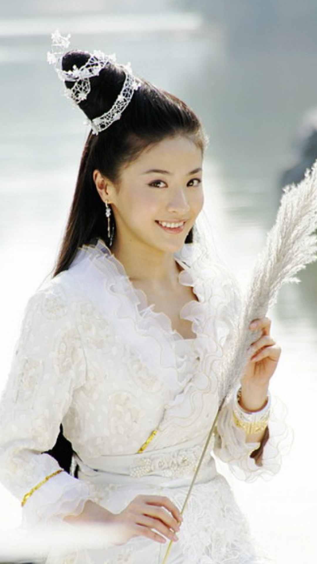 贡米唯美迷人写真,这颜值气质太美了,春风十里不及你的美色