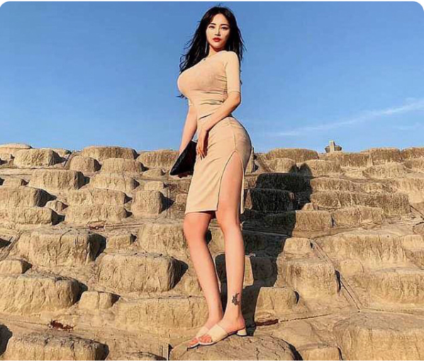 韩国女神完美身材,前凸后翘惹人羡,网友:太美了!