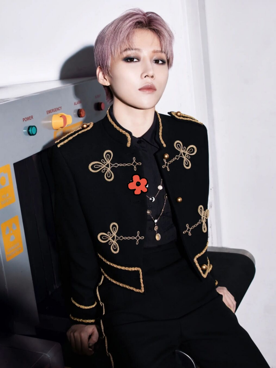 刘雨昕迪奥大片来袭,魅力值爆棚!