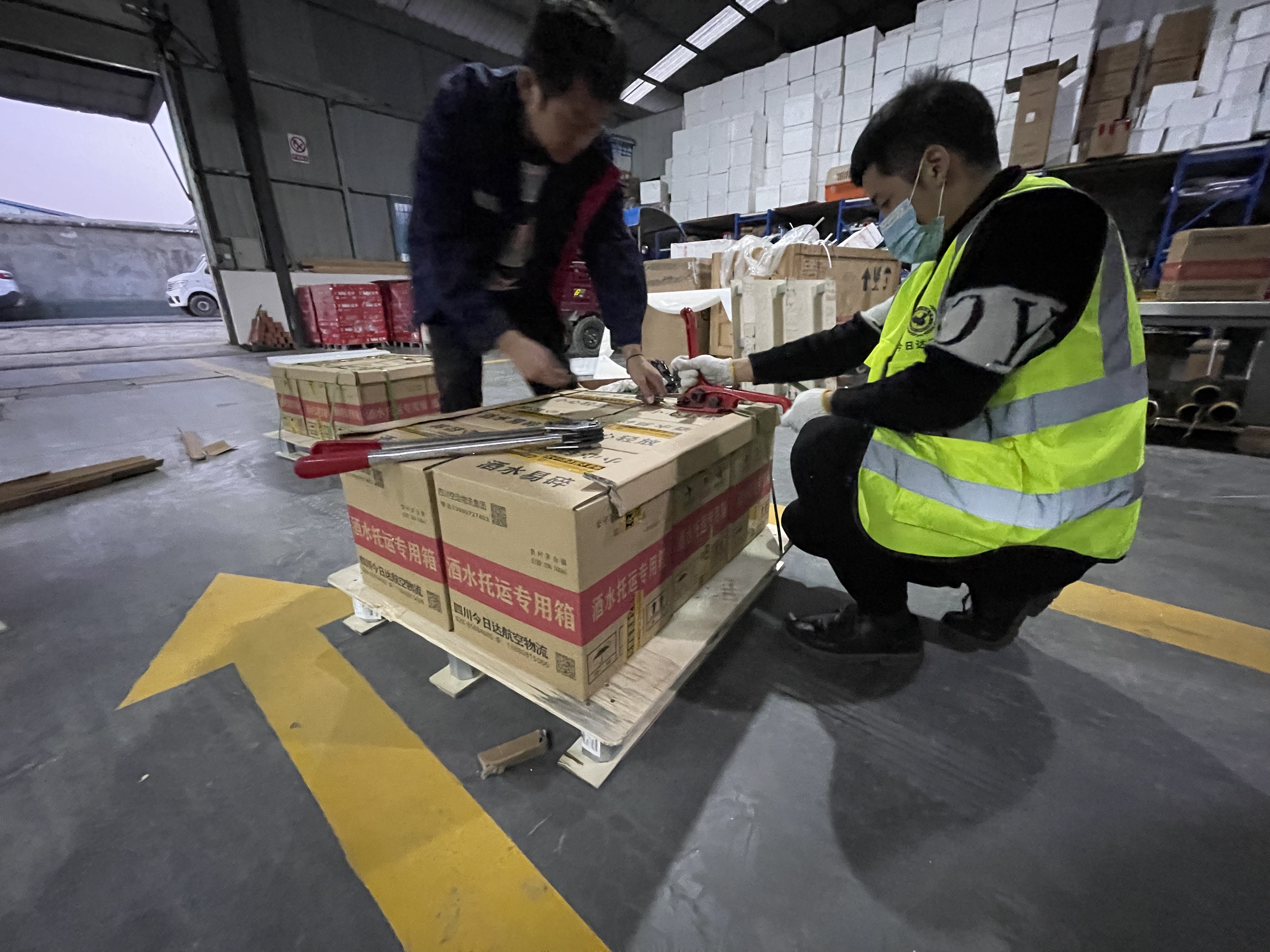 飞机托运白酒怎么收费标准,飞机托运白酒 飞机托运白酒怎么收费标准,飞机托运白酒