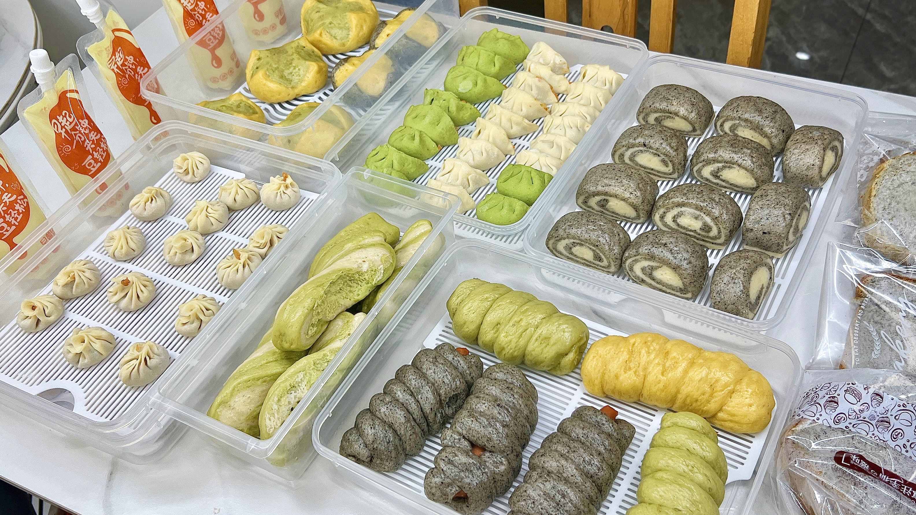 家有初中生,早上7点到校,花3小时备好一周早餐,起床就能吃上