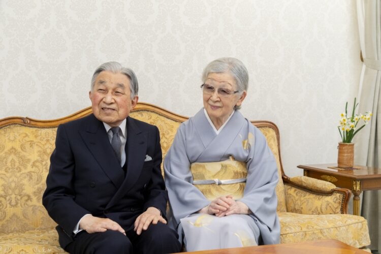 日本皇太子家问题频出,老天皇夫妇急忙搬回装修未完成的老宅救急
