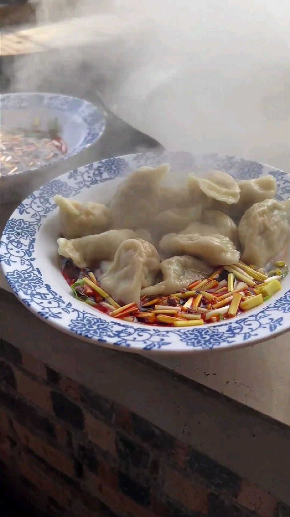 来一碗热气腾腾的饺子吧,治愈冬天的冷和疲惫的自己-度小视