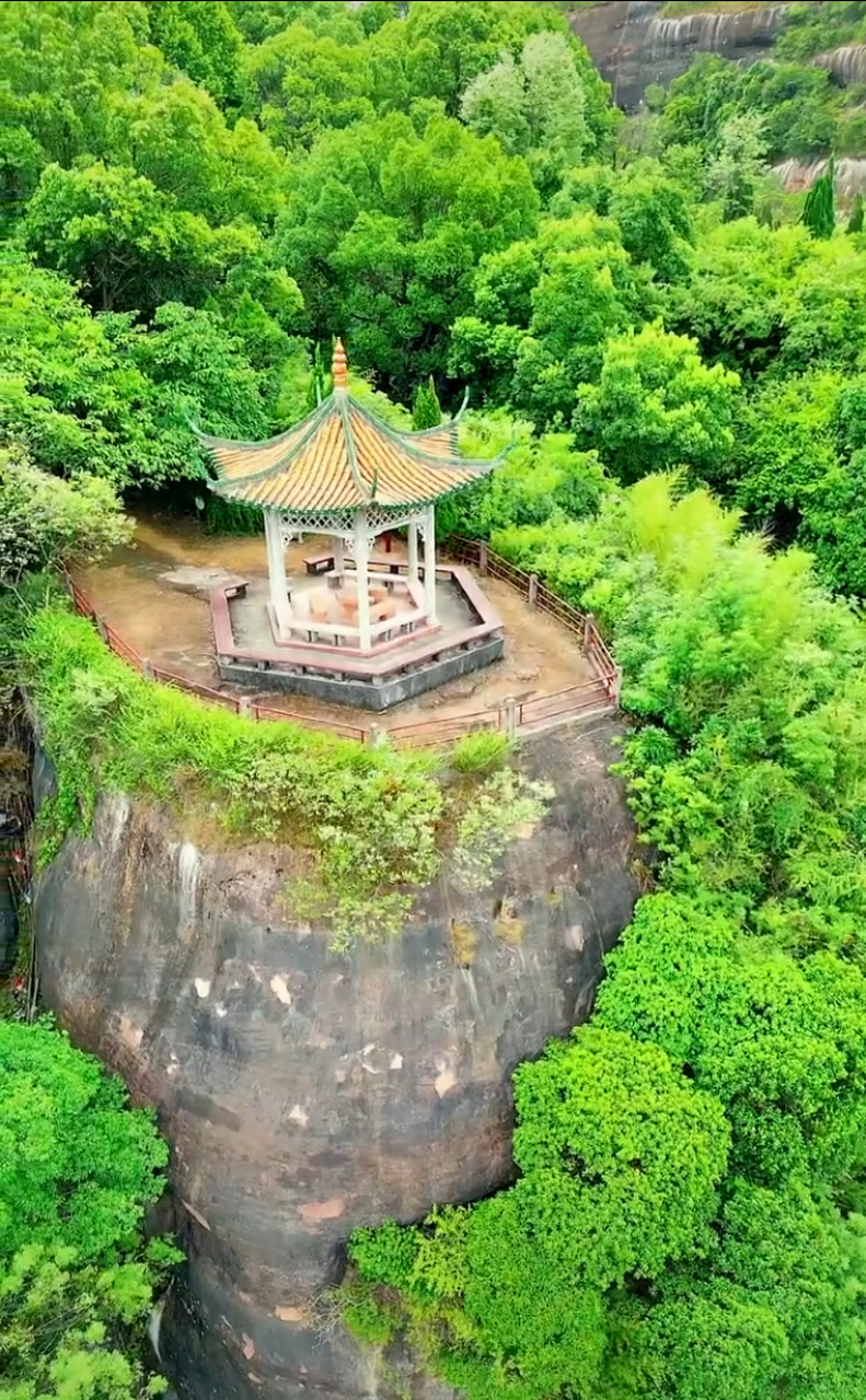 韶关金鸡岭风景区图片