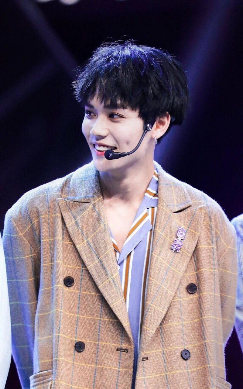 林彦俊感情风波:三大瓜震惊娱乐圈  9月4日深夜,林彦俊前女友爆料三大