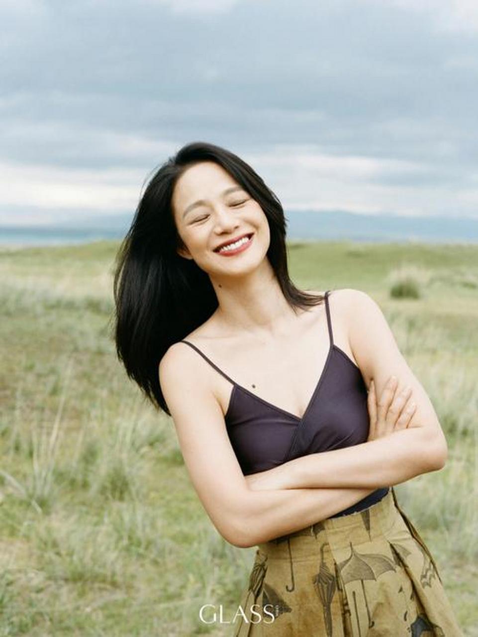 《金婚风雨情》舒曼扮演者的周韵 衣品太好了,简直太美了,如仙女下凡