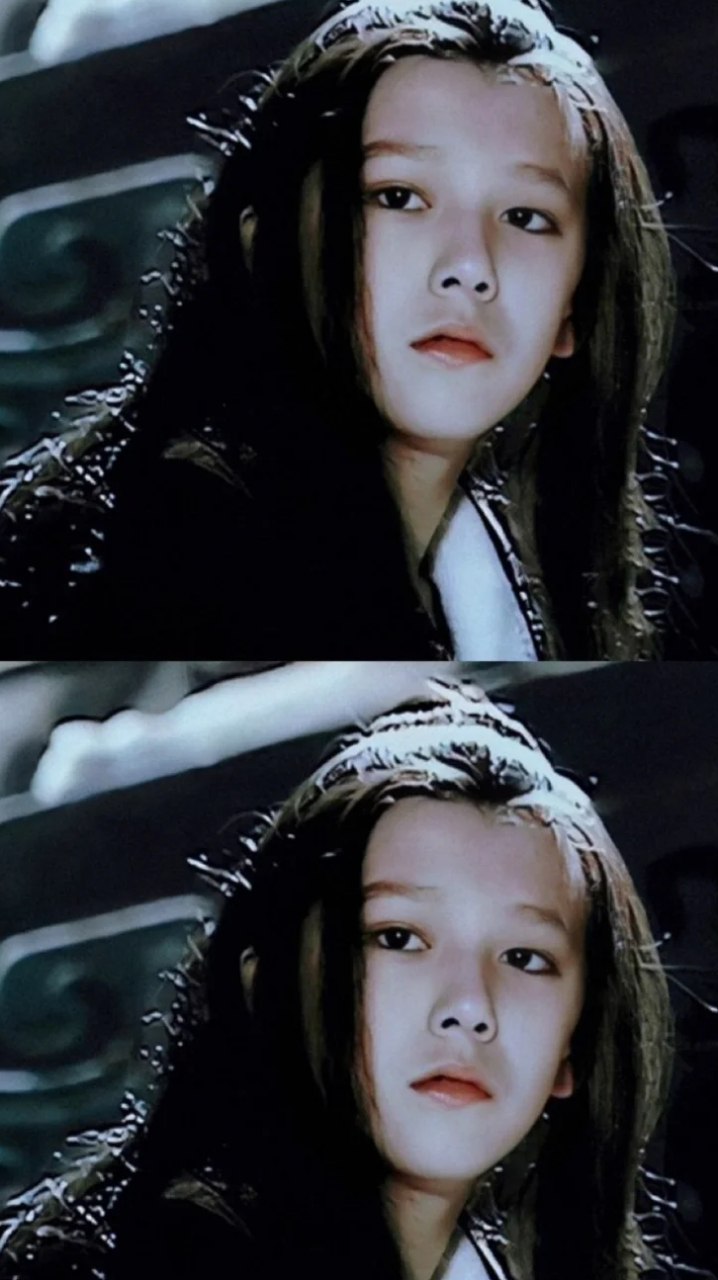 《秦始皇》里的少年嬴政的扮演者翁斐然真的演出了始皇王者的气势