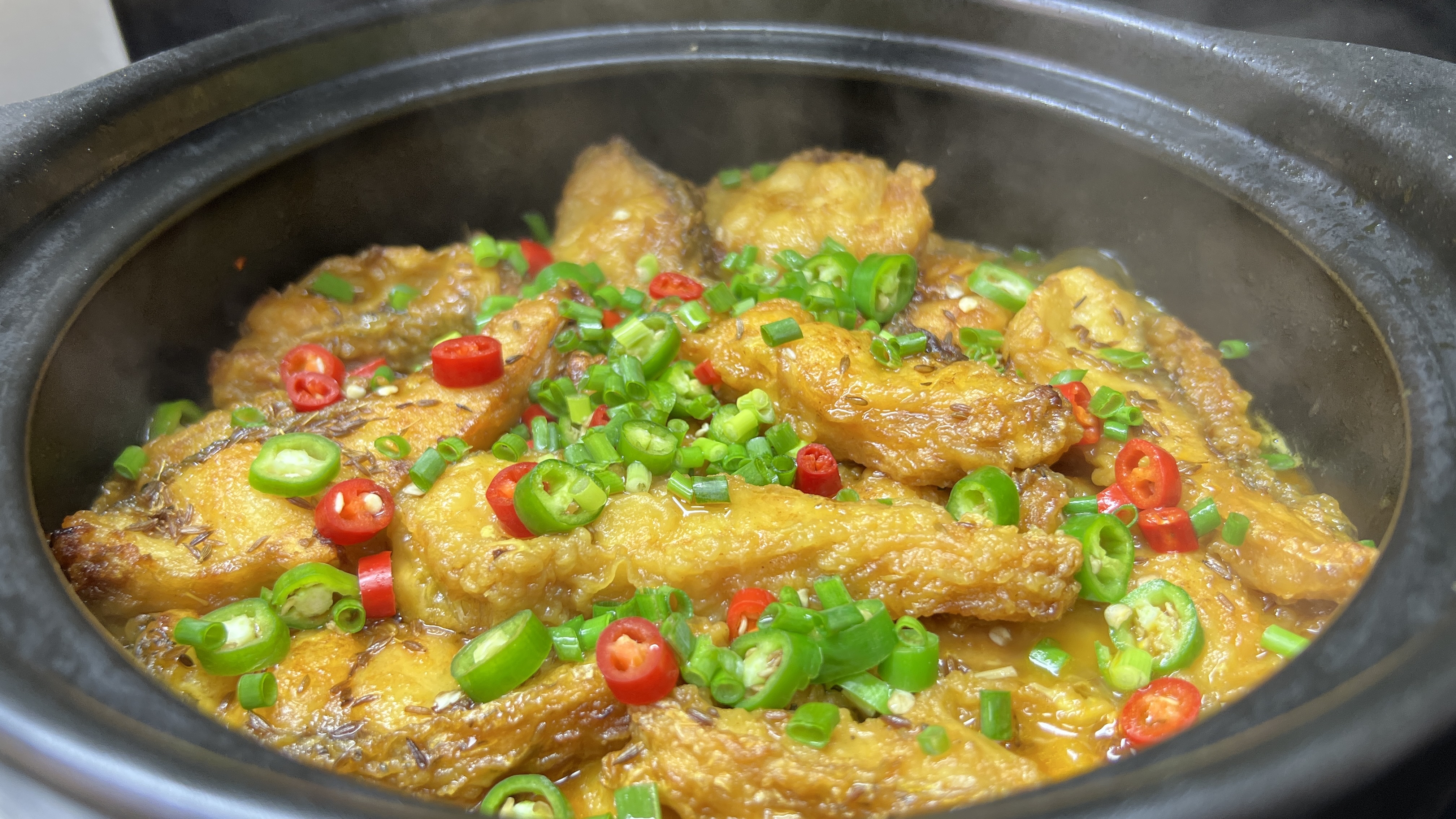 秋天了要多吃鱼,教你神仙吃法,用料简单味道足,连吃一周都不腻