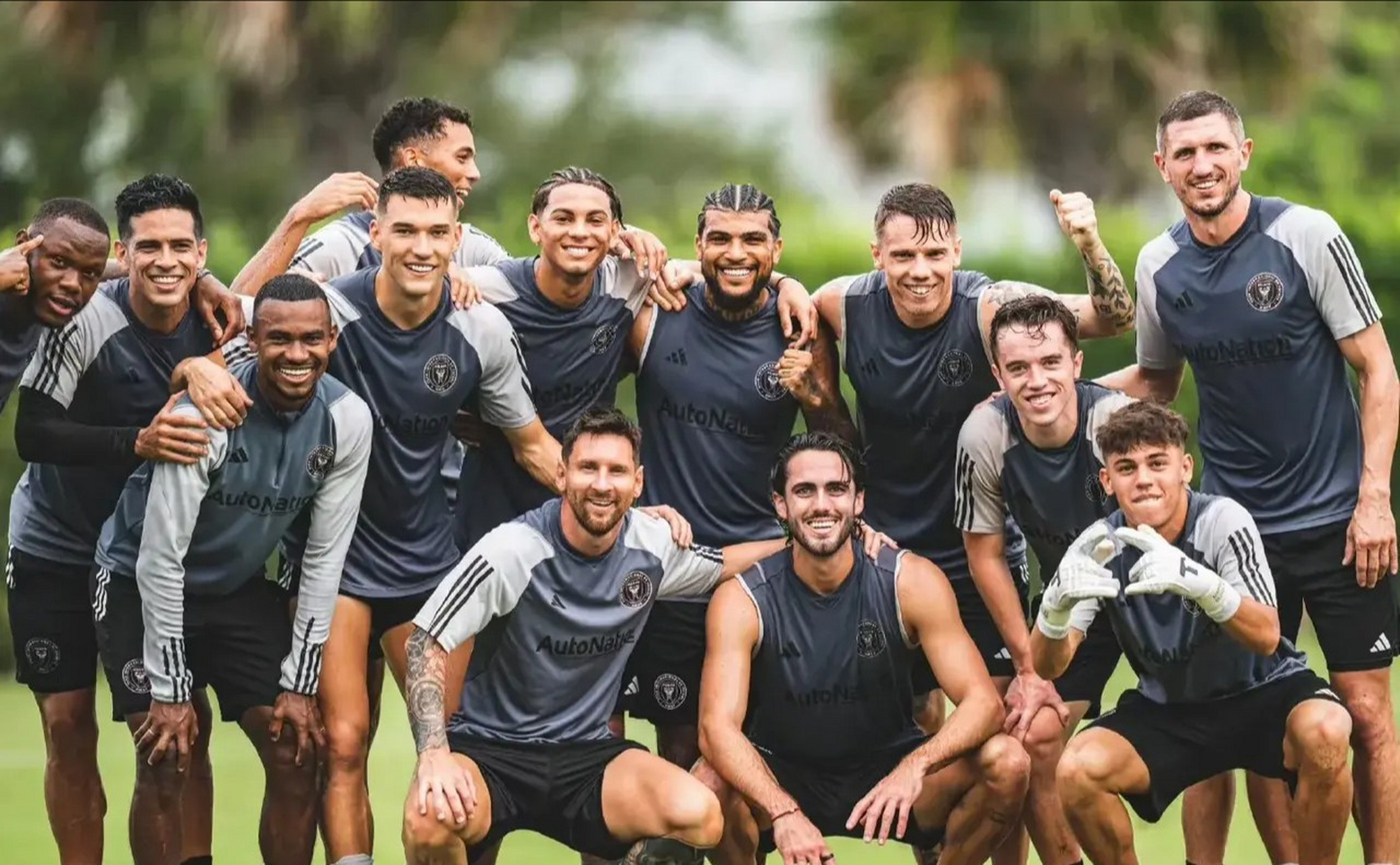 今天的胜利小分队…  这个队伍氛围真的蛮好的!