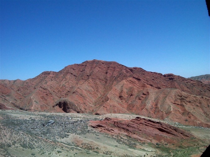 西北大山里的荒凉!