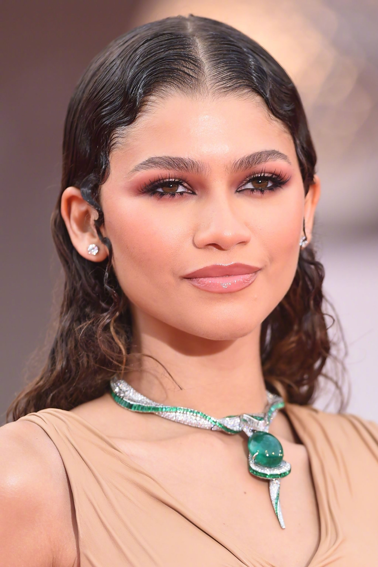 美女图——赞达亚