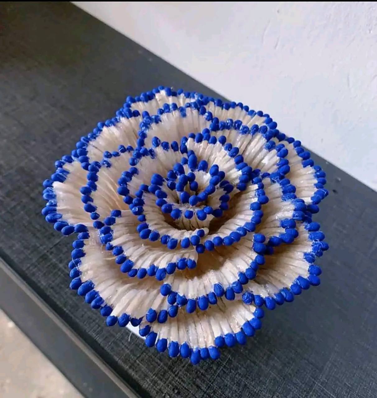 用火柴做手工艺术品