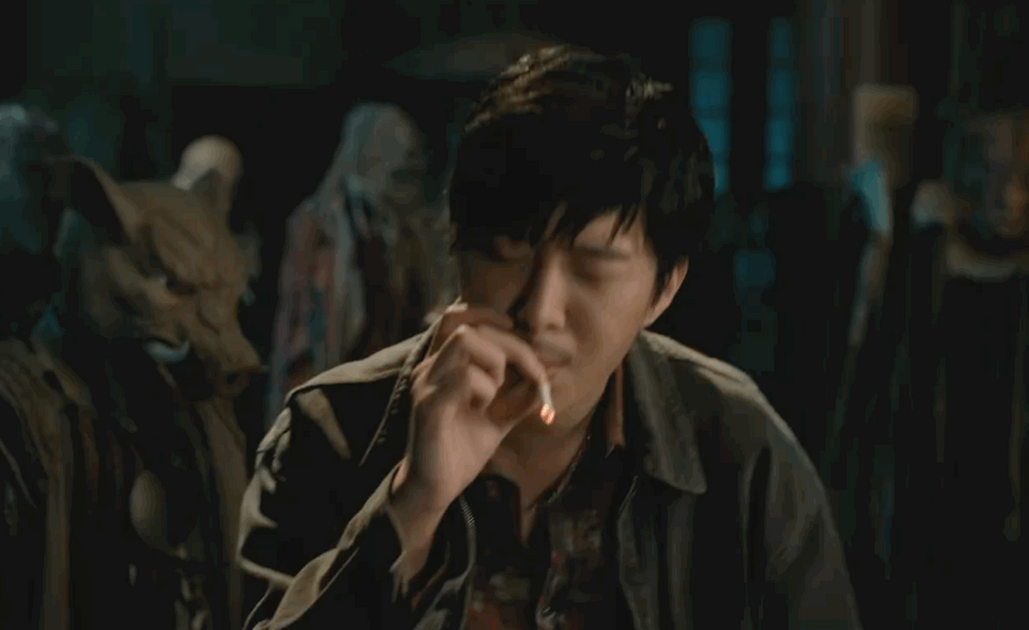 【范丞丞称演戏是最轻松的职业】范丞丞在采访中被问:"你觉得演戏苦不