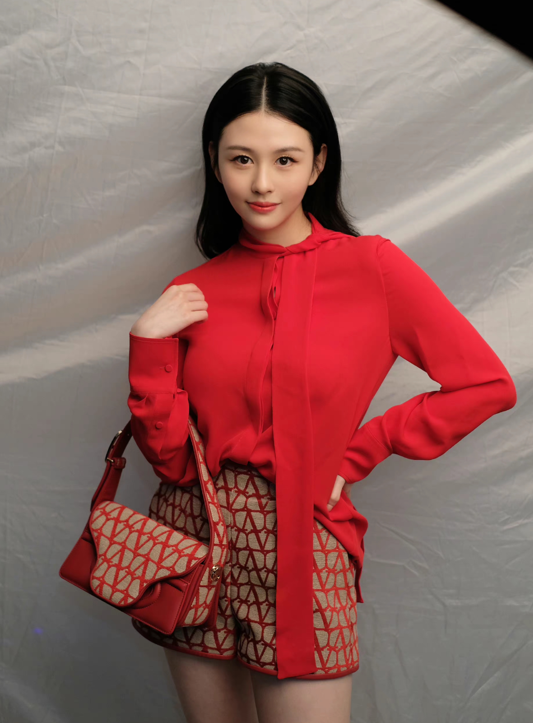 看看邱淑贞的女儿沈月有她当年的风采吗?