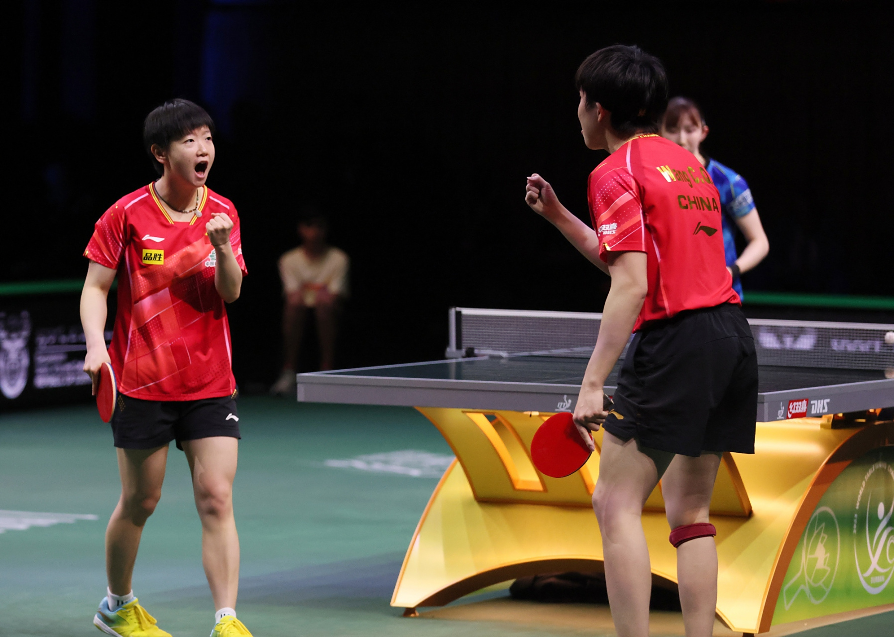2023德班世乒赛混双决赛:王楚钦/孙颖莎,成功卫冕,再次捧起混双冠军