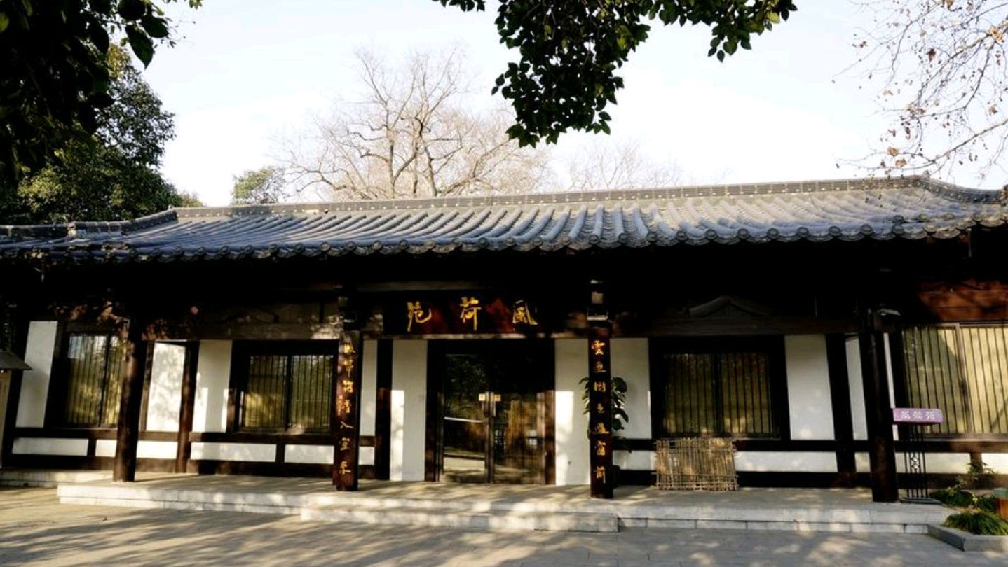 南京玄武湖景點介紹:江南最大城內公園,中國最大皇家園林湖泊