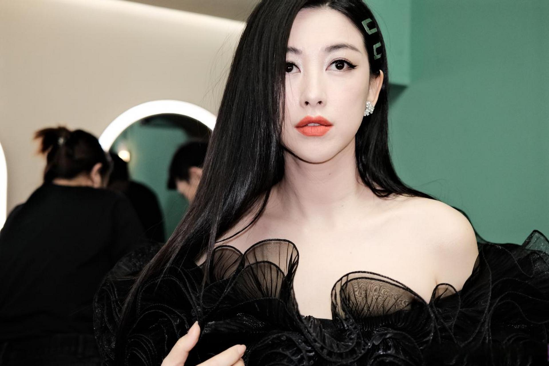 朱珠乘风破浪的姐姐,披荆斩棘的女人!