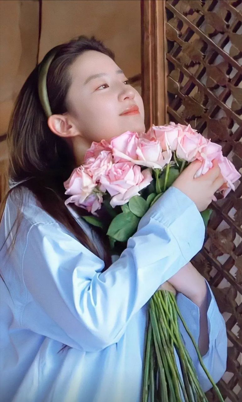 36岁刘亦菲没结婚,但不代表没有伴侣  与宋承宪拍戏相识,男方哭追后