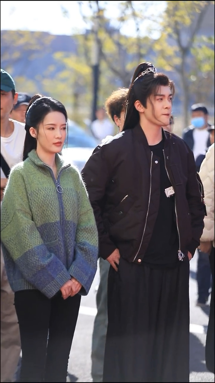 李沁,曾舜晞新剧开机大吉