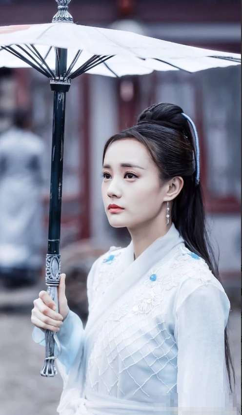 《朝歌》李一桐饰演妲己一角色,网友:怎么附身找颜值比自己低的