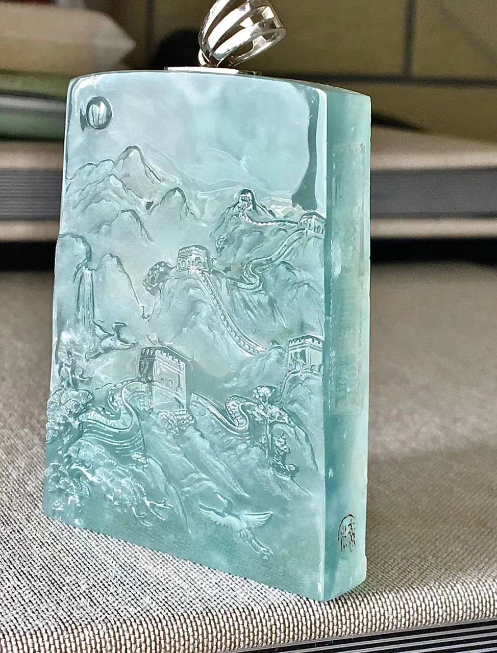 这款翡翠高冰山水牌真的是太惊艳了!