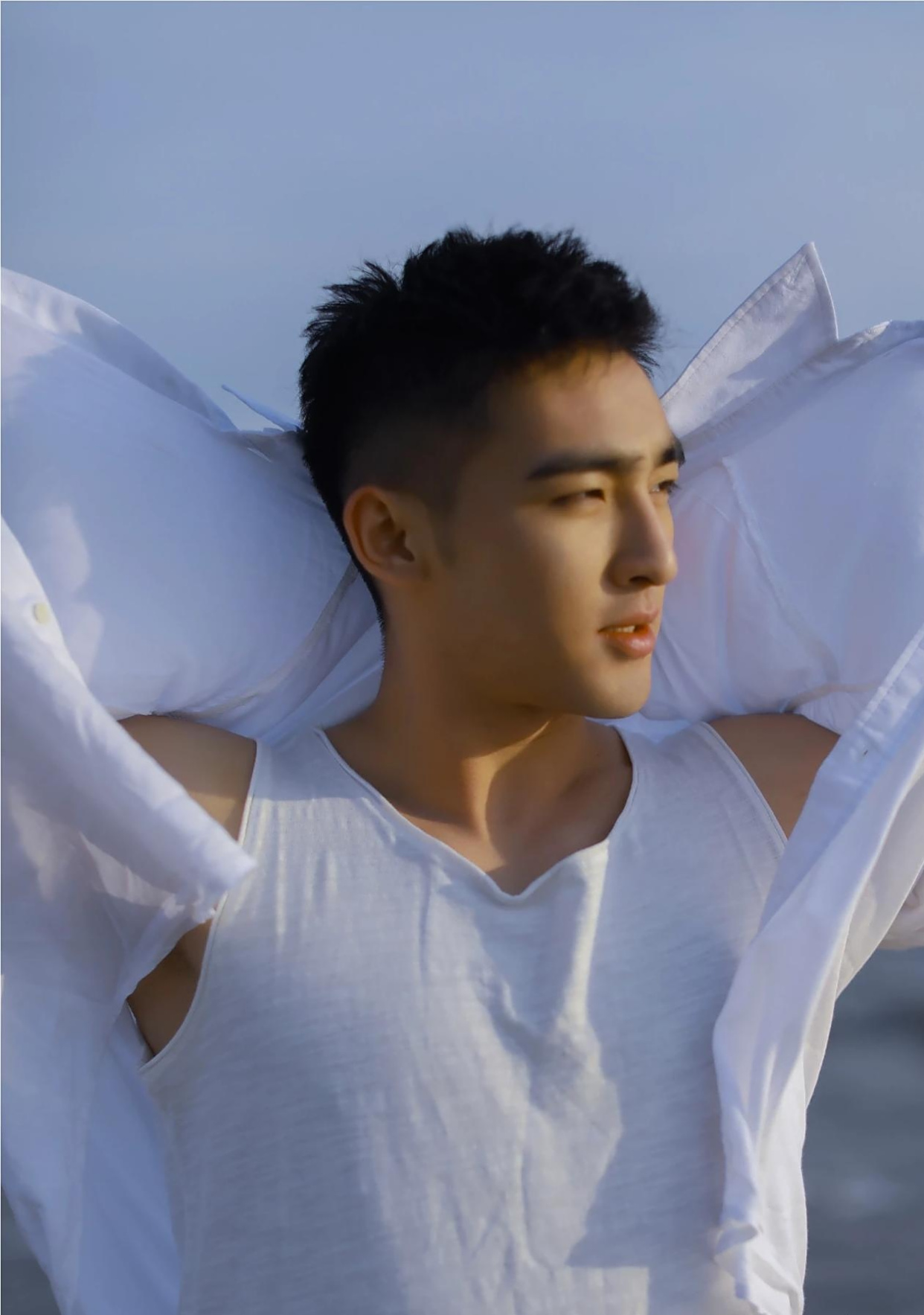 组图:颜值与身材并存的一位小哥哥,青春气息满满的阳光美少年!