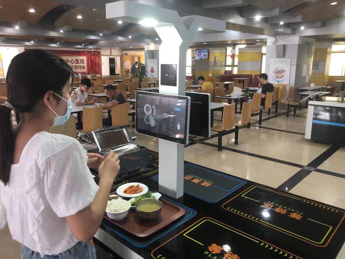 智能食堂系统帮助企事业单位实现信息化