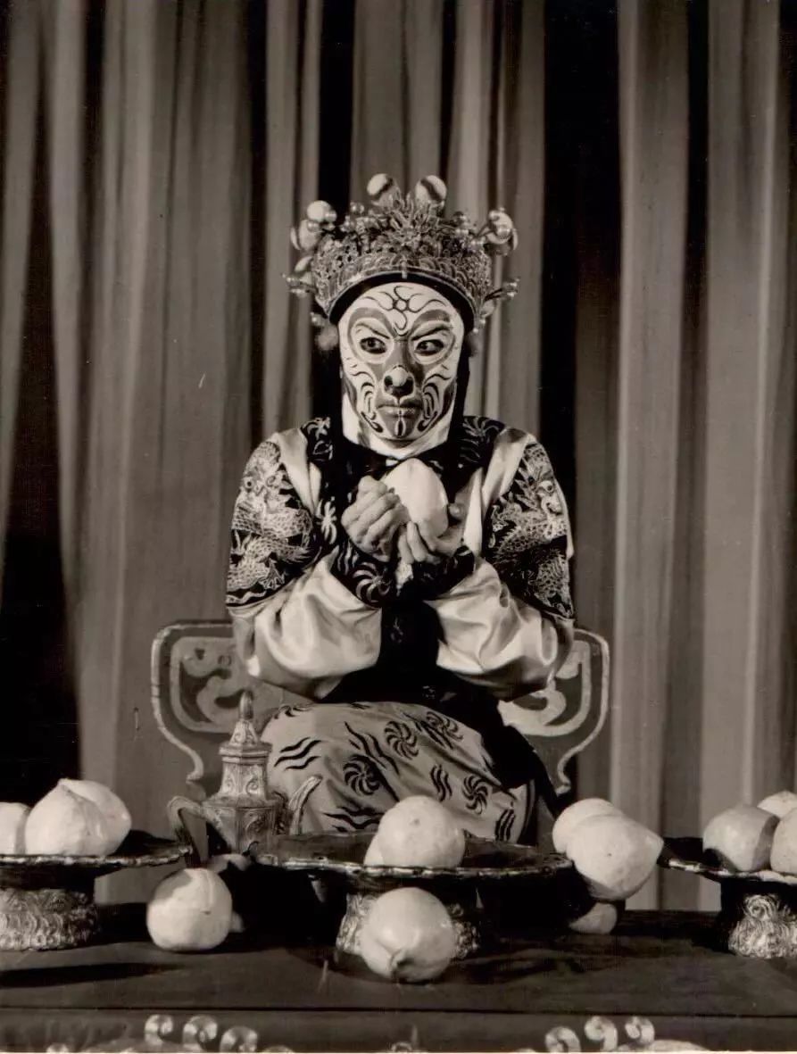 建国后京剧界的名角李少春最火爆,只是后来文革误了他十年