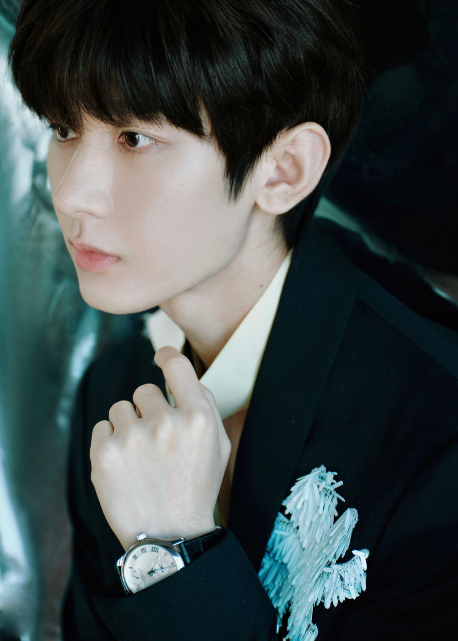 成毅壁纸写真92[给你小心心]