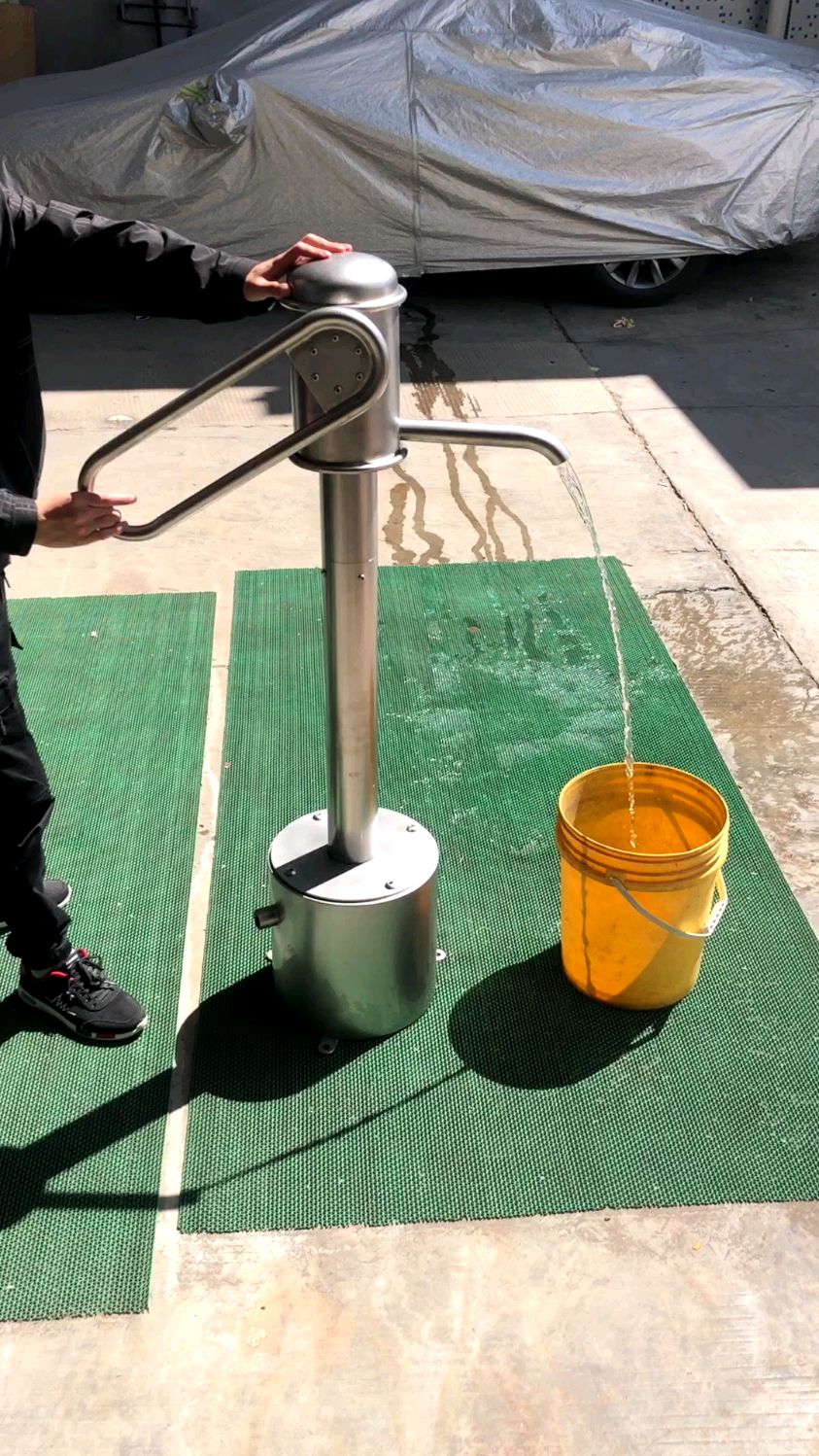 儿童摇水泵不锈钢压水井互动玩水取水器