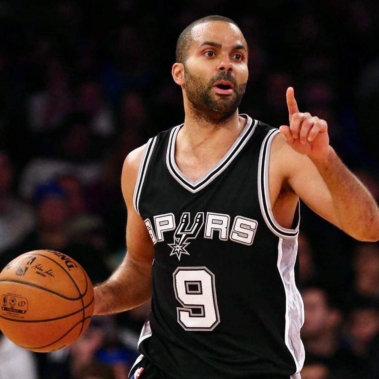 托尼·帕克成为nba历史上第一个对所有现役球队(常规赛和季后赛)都有